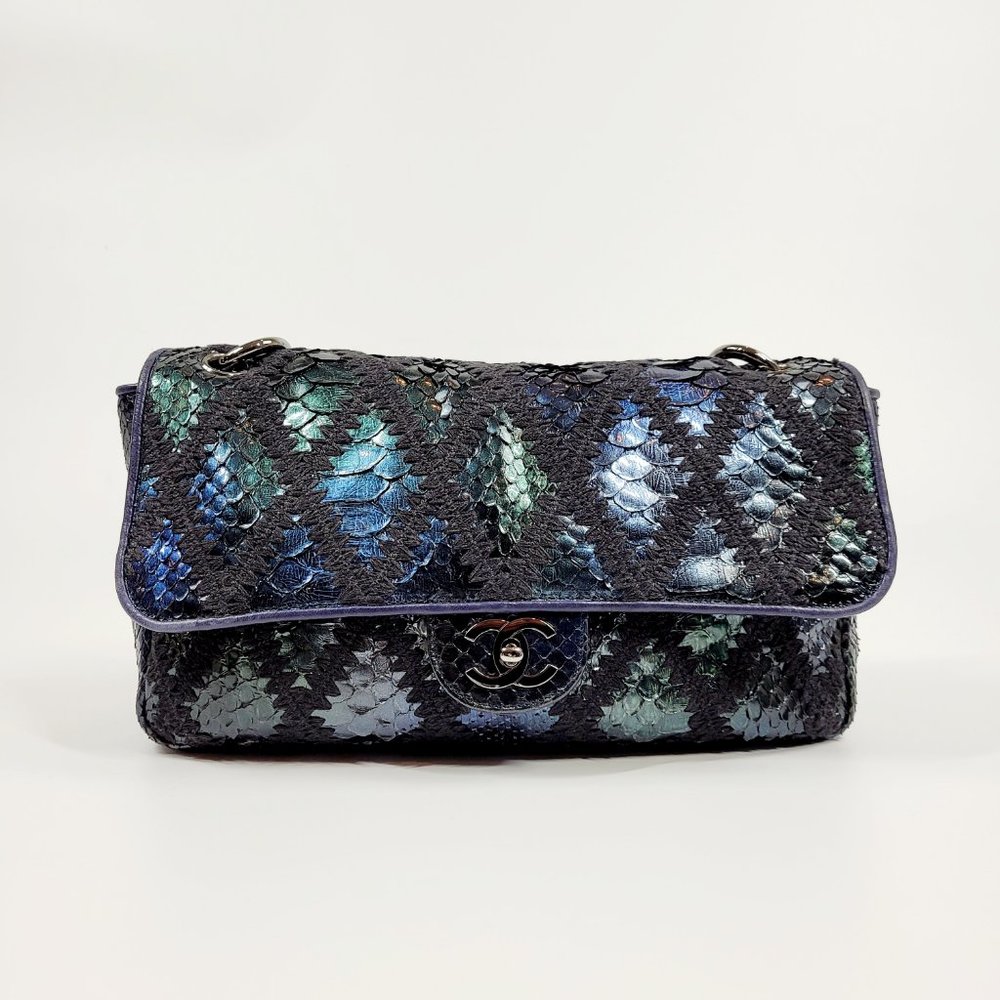 Chanel Python Flap Bag Crochet Stitch Navy Blue - Picture 2 of 14
